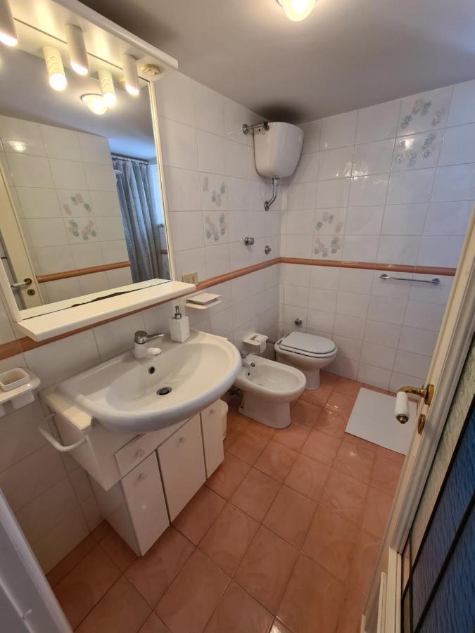 Casa Vacanze Lalia Maiori Eksteriør billede